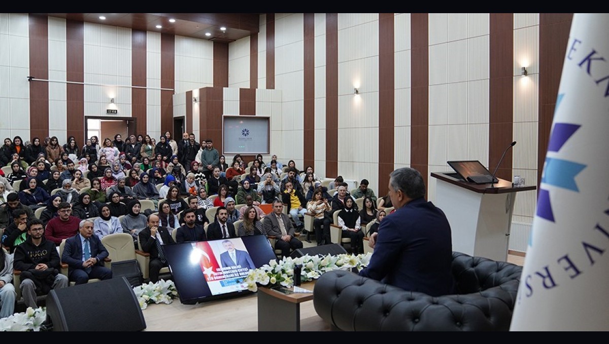 Erzurum Valisi Mustafa Çiftçi, Erzurum Teknik Üniversitesi öğrencileri ile buluştu