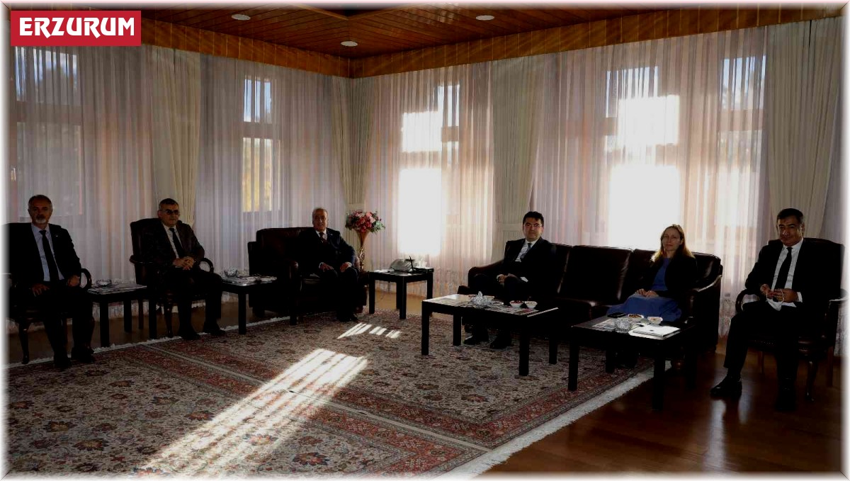 Erzurum Valisi Okay Memiş'ten Rektör Çomaklı'ya tebrik ziyareti