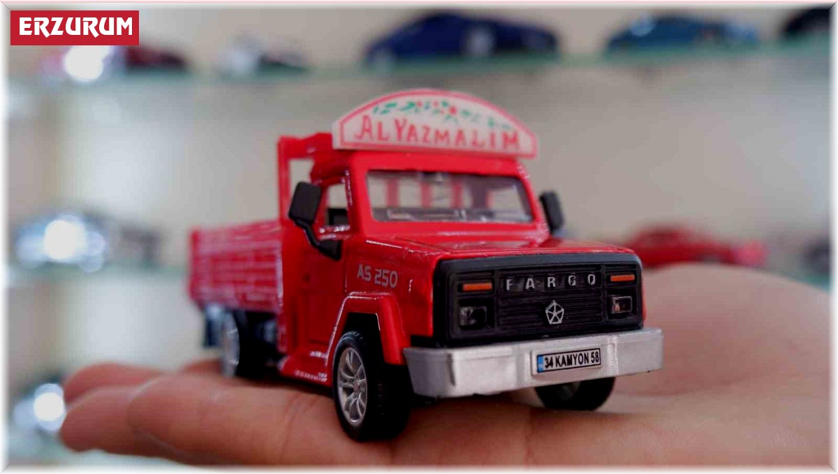 Erzurumlu baba ve oğlunun araba koleksiyonu merakı