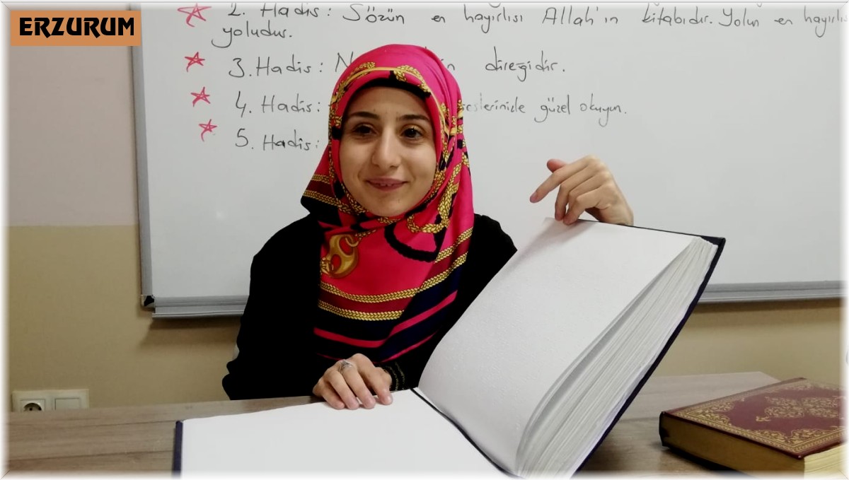 Erzurumlu görme engelli Tansu Çiller'in azmi takdir topluyor