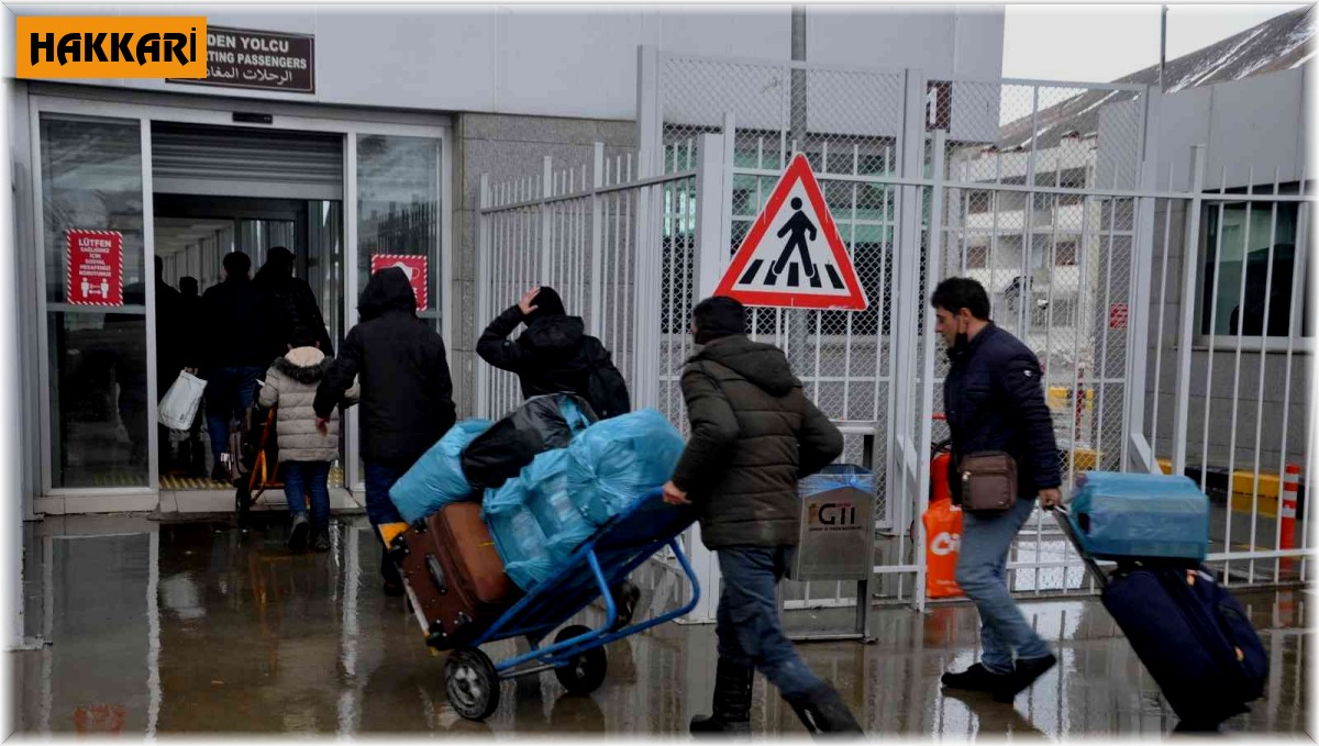 Esendere Sınır Kapısı tekrar geçişlere açıldı