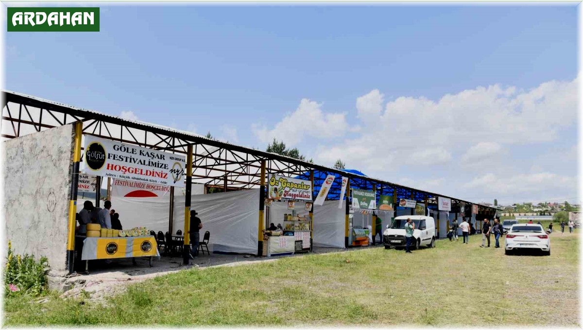 Esenyurt Belediye Başkanı Bozkurt Göle Kültür ve Kaşar Festivali'nde