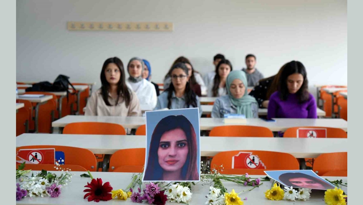 Eşi tarafından otomobilde boğularak öldürülen Hatice'nin sınıfında yas