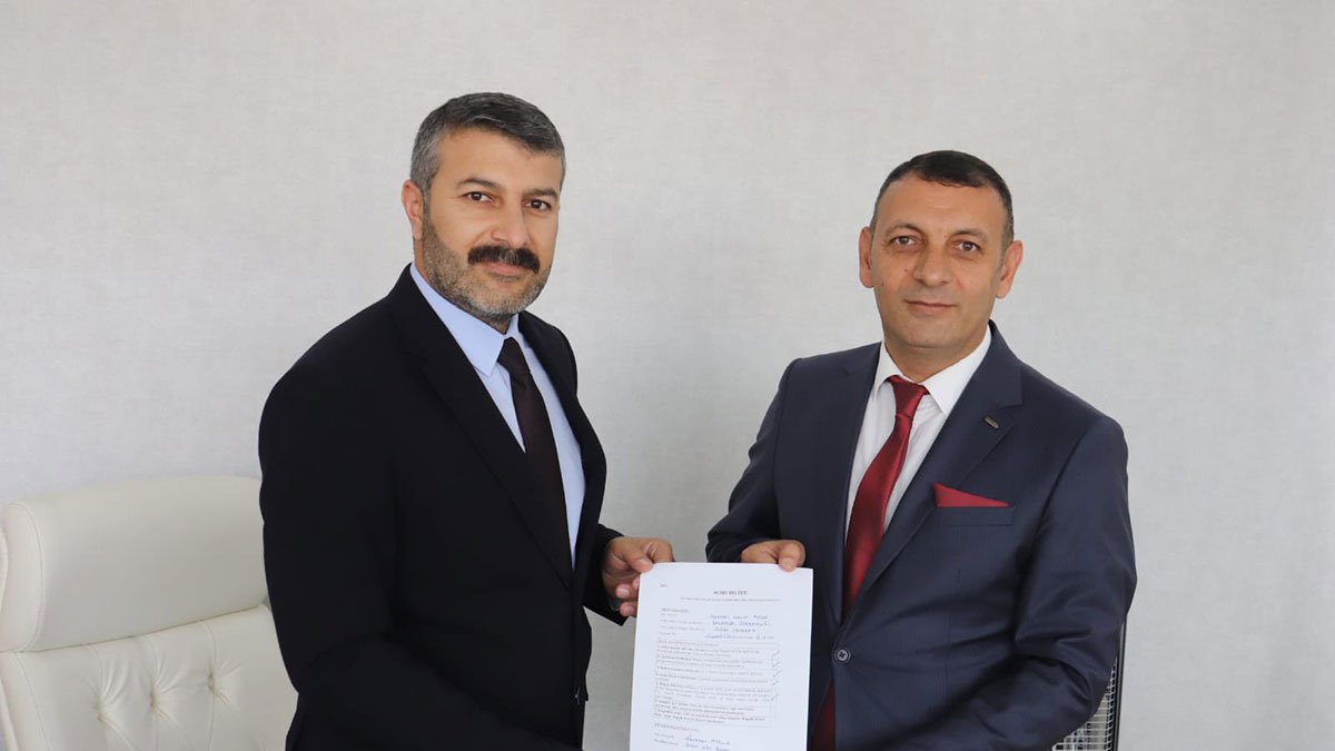 Eski Baro Başkanı Mehmet Salih Aydın, Ağrı Belediye Başkanlığına aday adayı oldu