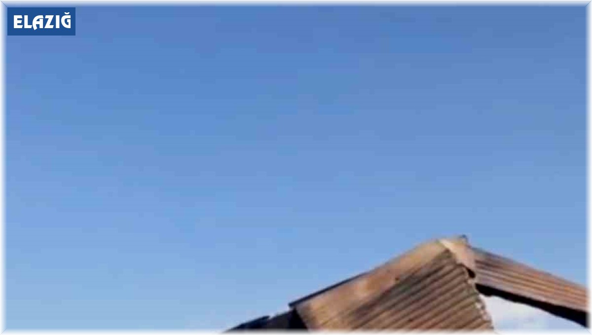 Eski Belediye Başkanına ait ahır yandı