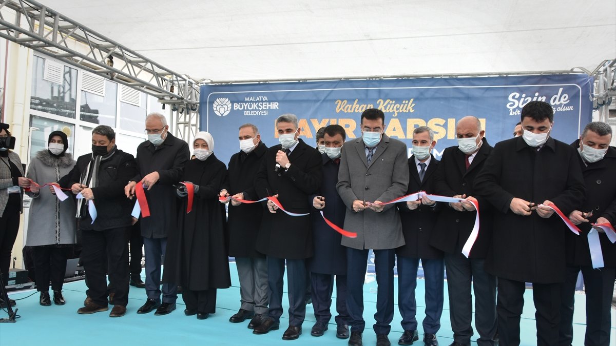 Eski Doğanşehir Belediye Başkanı Vahap Küçük'ün adı hayır çarşısına verildi