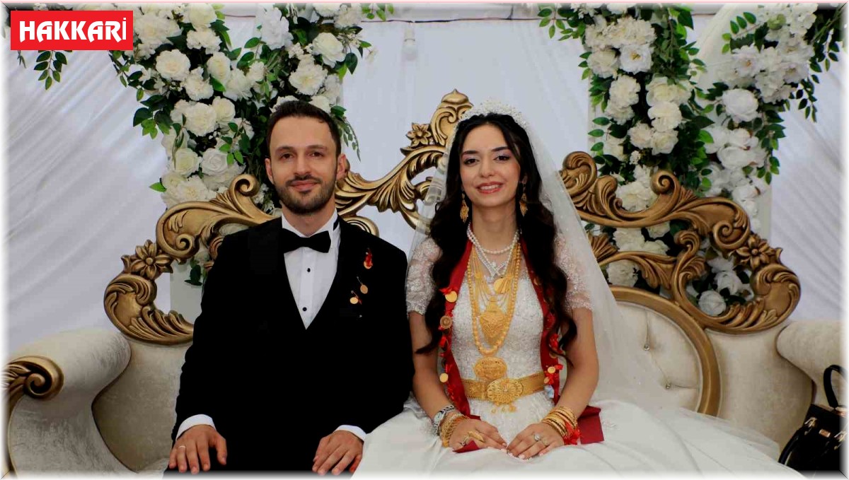 Eski vekilden oğluna festival tadında düğün