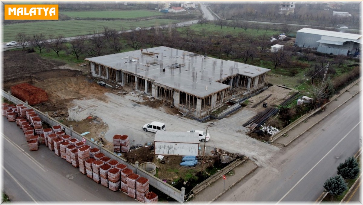 Eskimalatya'daki sağlık merkezinde çalışmalar sürüyor