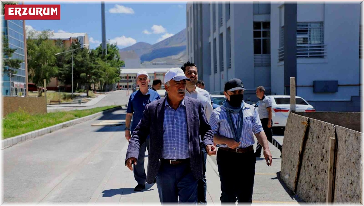 Eskiyen alt yapı hatları modernize ediliyor