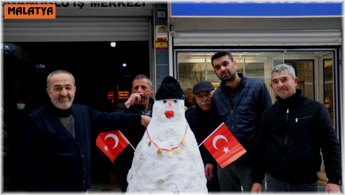 Esnaftan beşi bir yerdeli kar sevinci