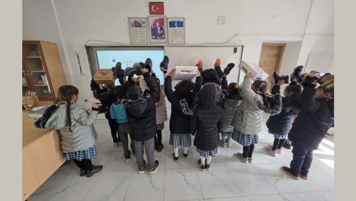 ETSO'dan ihtiyaç sahibi öğrencilere giyim yardımı