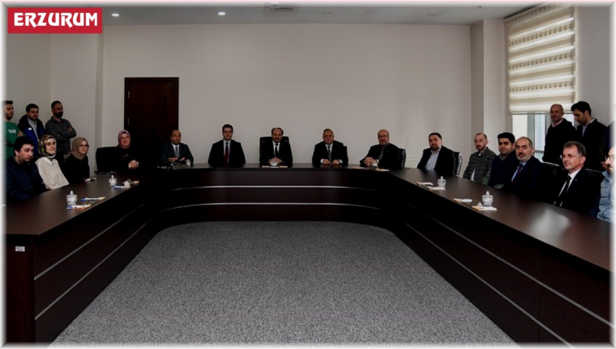 ETÜ'de bayrak değişimi