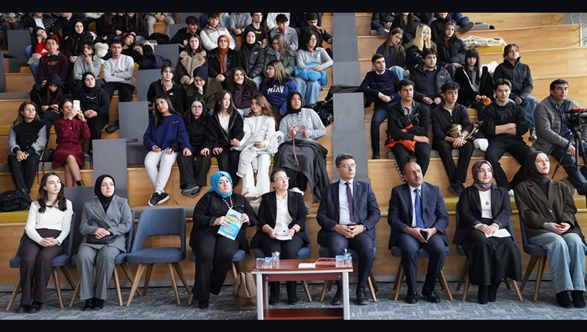 ETÜ'de "Erzurum'daki kütüphaneleri tanımak ve tanıtmak" söyleşisi düzenlendi