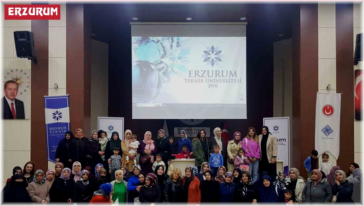 ETÜ'de 'Kız Çocuklarını Geride Bırakma' paneli yapıldı