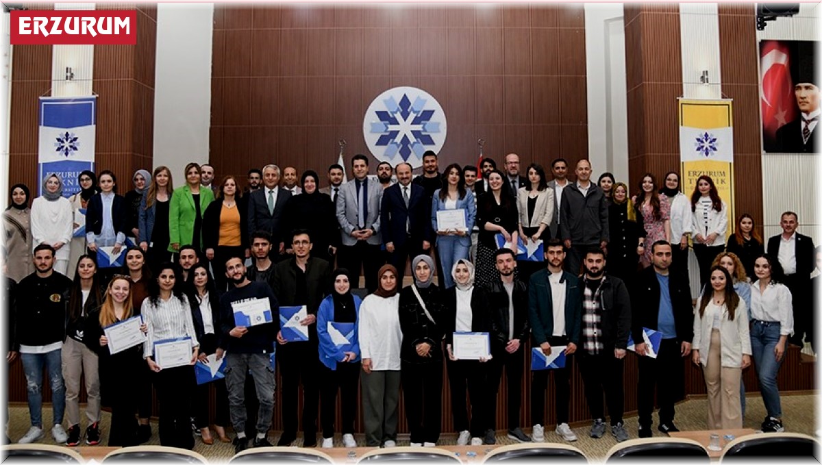 ETÜ'de TÜBİTAK desteği alan öğrenciler için ödül töreni düzenlendi