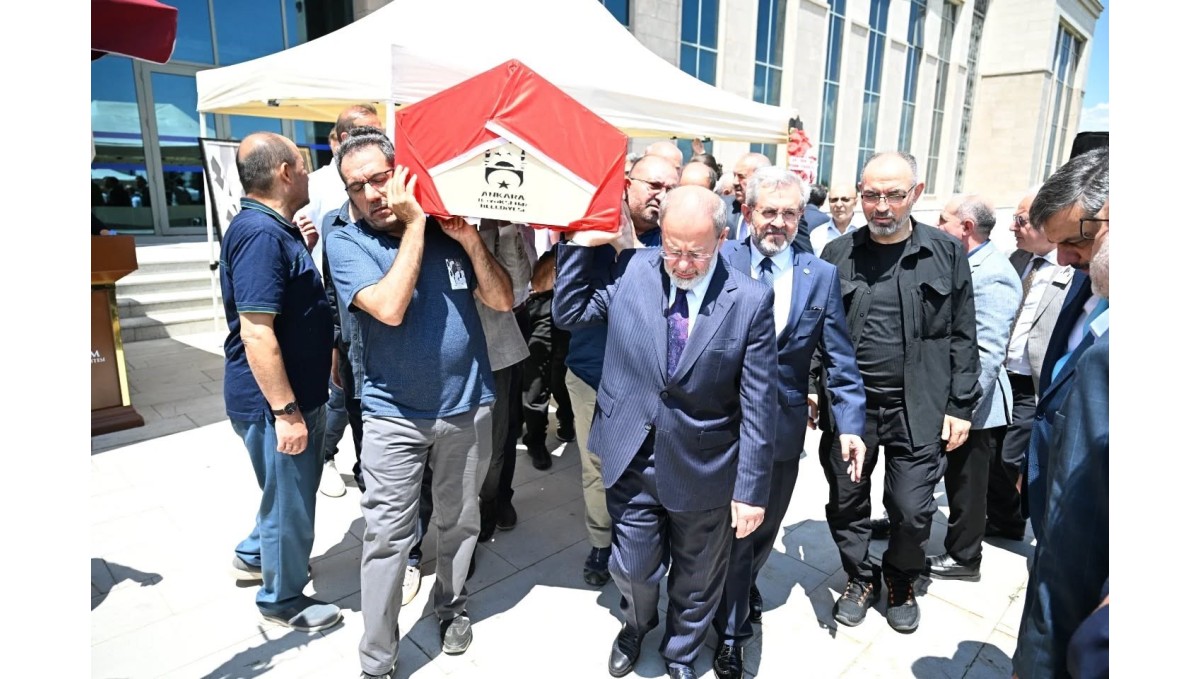 ETÜ'de Yaylalı için tören