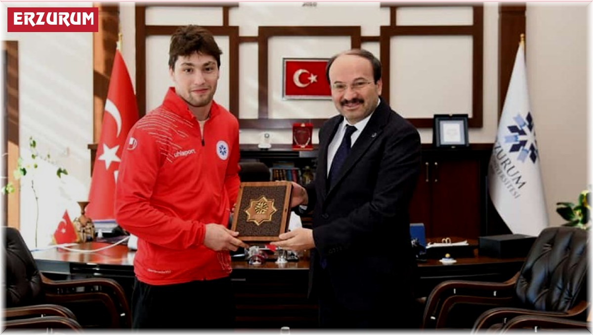 ETÜ'lü Muhammed Ali Olimpiyat vizesi aldı