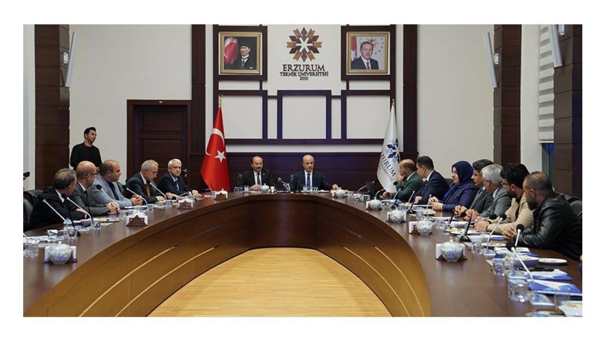 ETÜ senatosu, YÖK Başkanı Özvar'ın başkanlığında toplandı