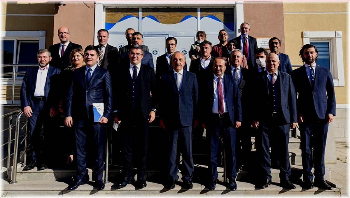 ETÜ yönetimi, kurum yöneticileriyle bir araya geldi