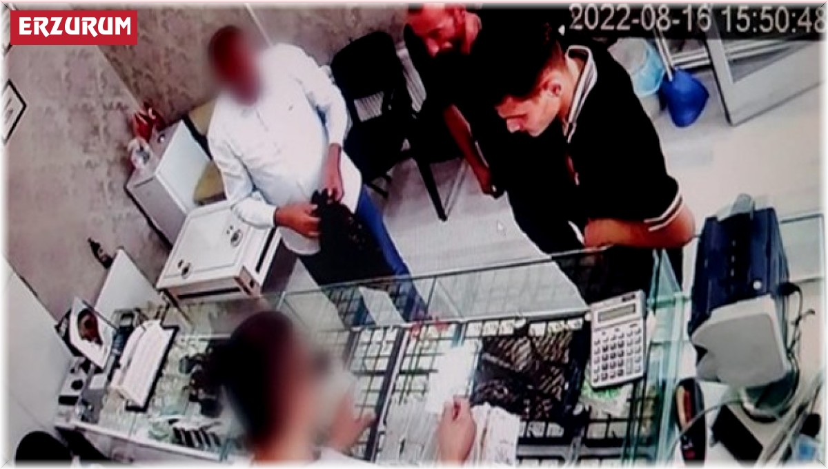 Evden çaldıkları altınları kuyumcuda bozduran hırsızlar yakayı ele verdi