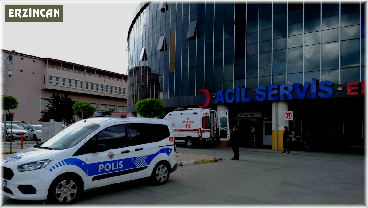 Evinde kalp krizi geçiren yaşlı kadın hastanede hayatını kaybetti