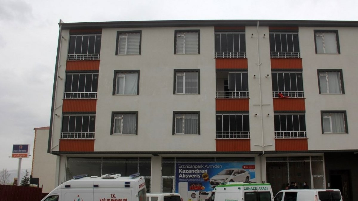 Evinde karantinadaki polis ölü bulundu