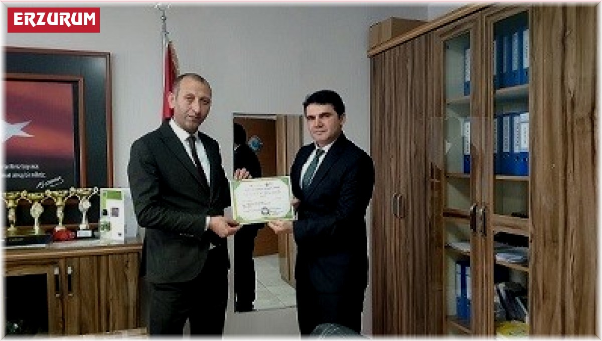 Faik Güngör Ortaokuluna sıfır atık belgesi