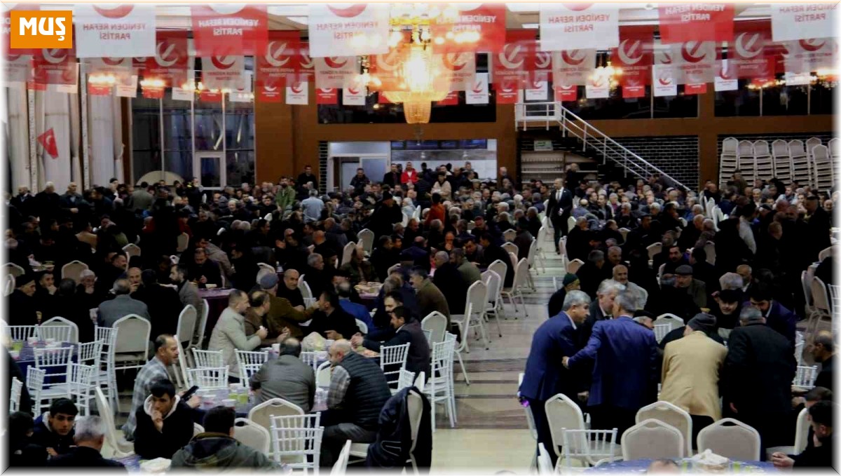 Fatih Erbakan, Muş'ta vatandaşlarla iftarda buluştu