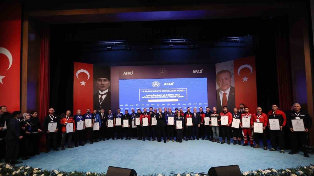 Fırat EDAŞ arama kurtarma ekibi, AFAD akreditasyon belgesi aldı