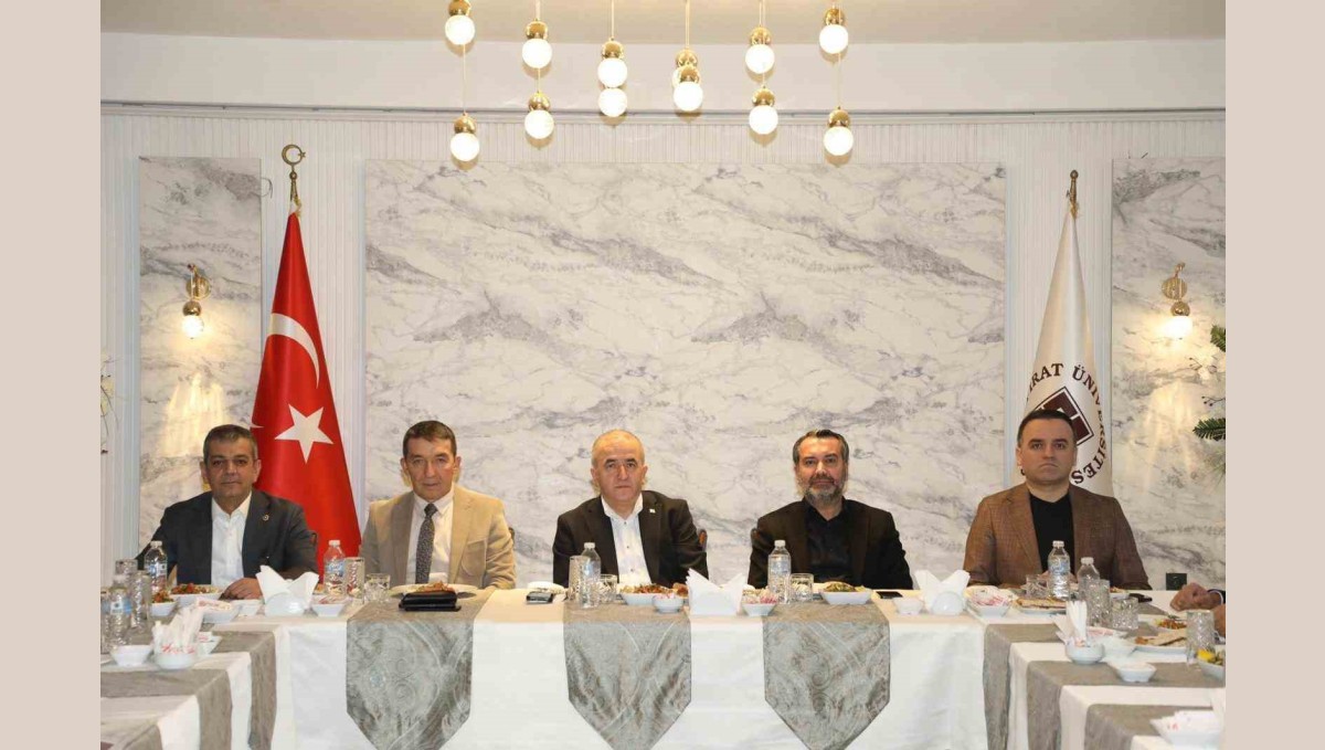 Fırat Üniversitesi, 50. yıl etkinlikleri için bir araya geldi