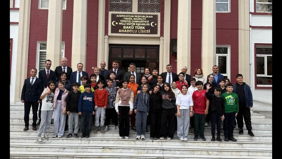 Fırat Üniversitesi Bakü'de tanıtıldı