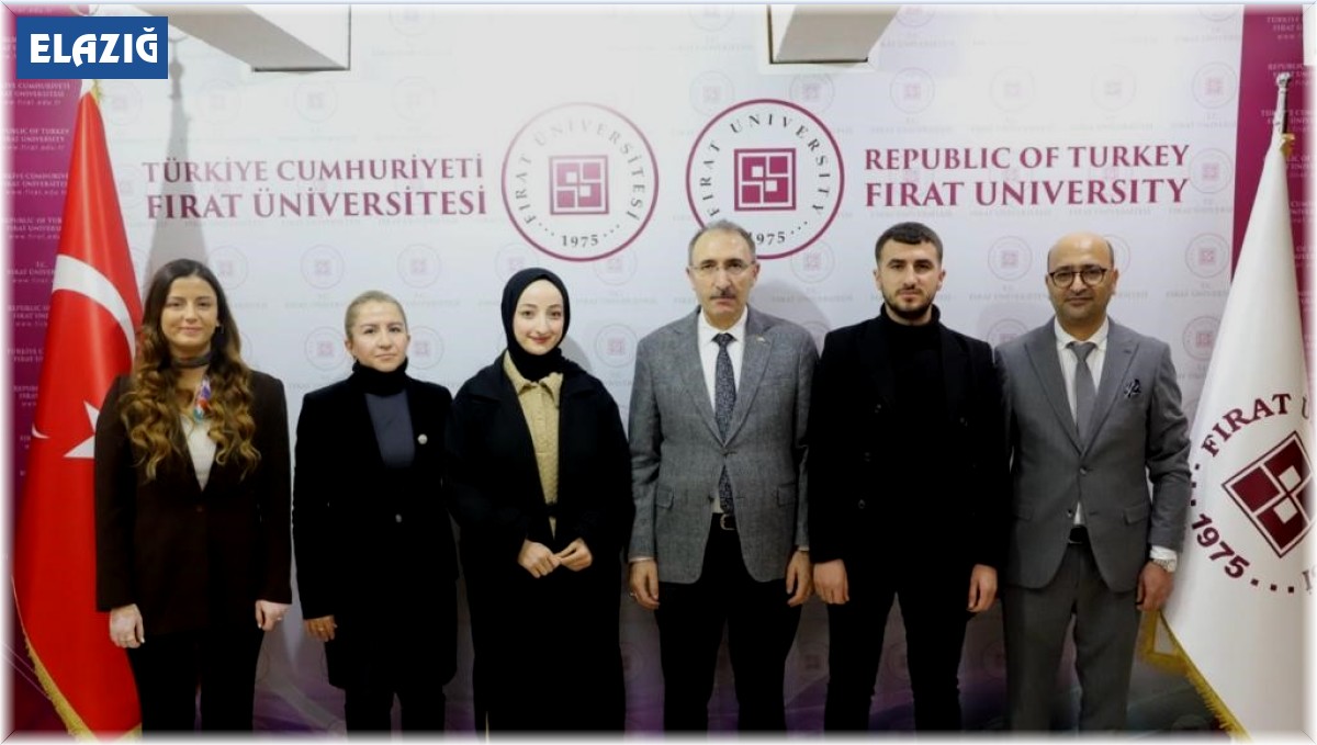 Fırat Üniversitesi, Genç İletişimciler Yarışması'nda 2 ödül aldı