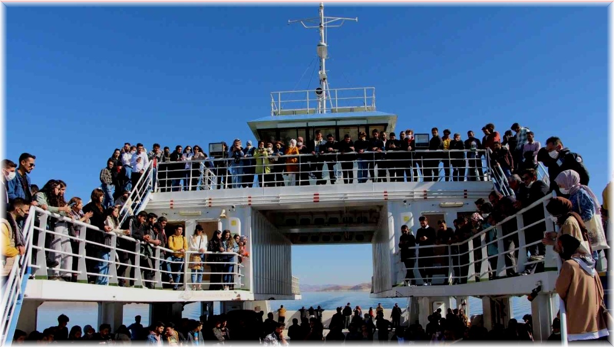 Fırat Üniversitesi'nde gezi etkinlikleri başladı