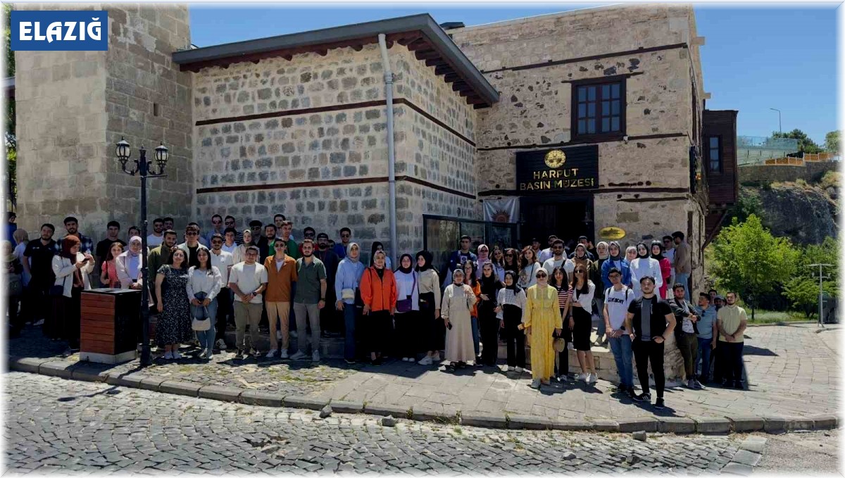 Fırat Üniversitesi öğrencileri Harput'u gezdi