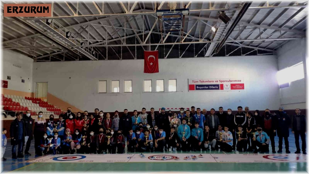 Floor curlingte şampiyonlar belli oldu