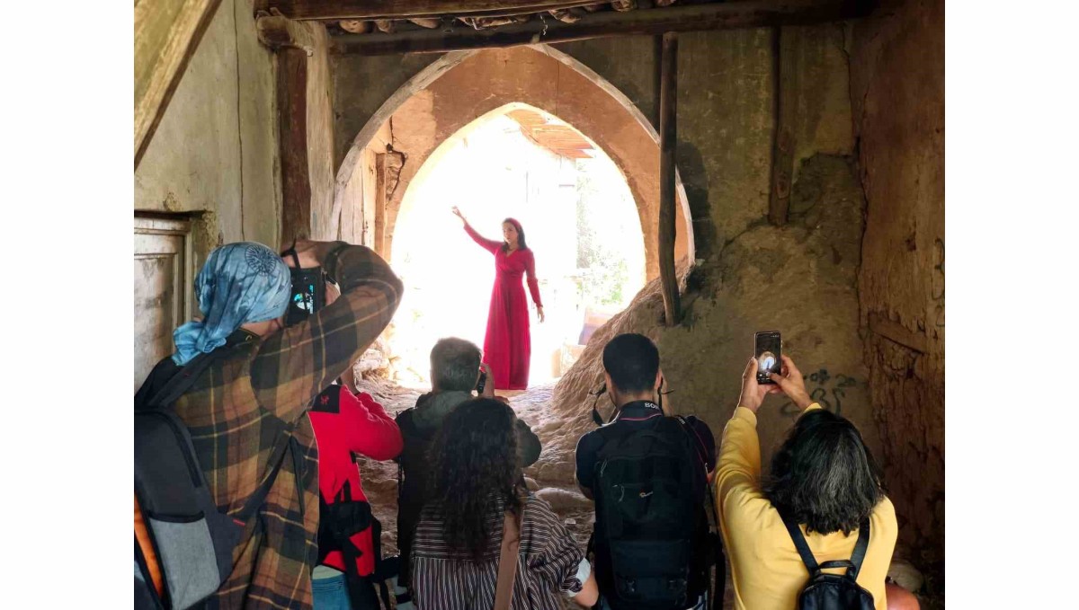 Fotoğraf sanatçılarının odağındaki Çemişgezek'te kültürel buluşma