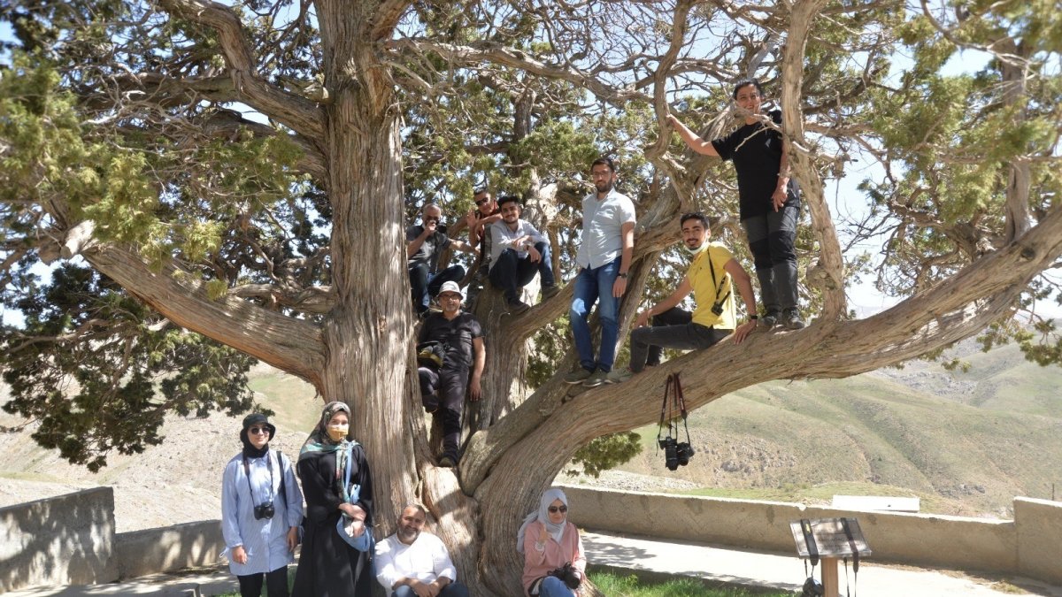 Fotoğrafçılar Yeşilyurt yaşamını belgeliyor
