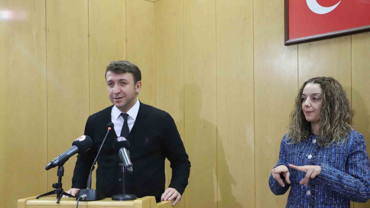 FÜ'de "işaret dili eğitimi" programı düzenlendi