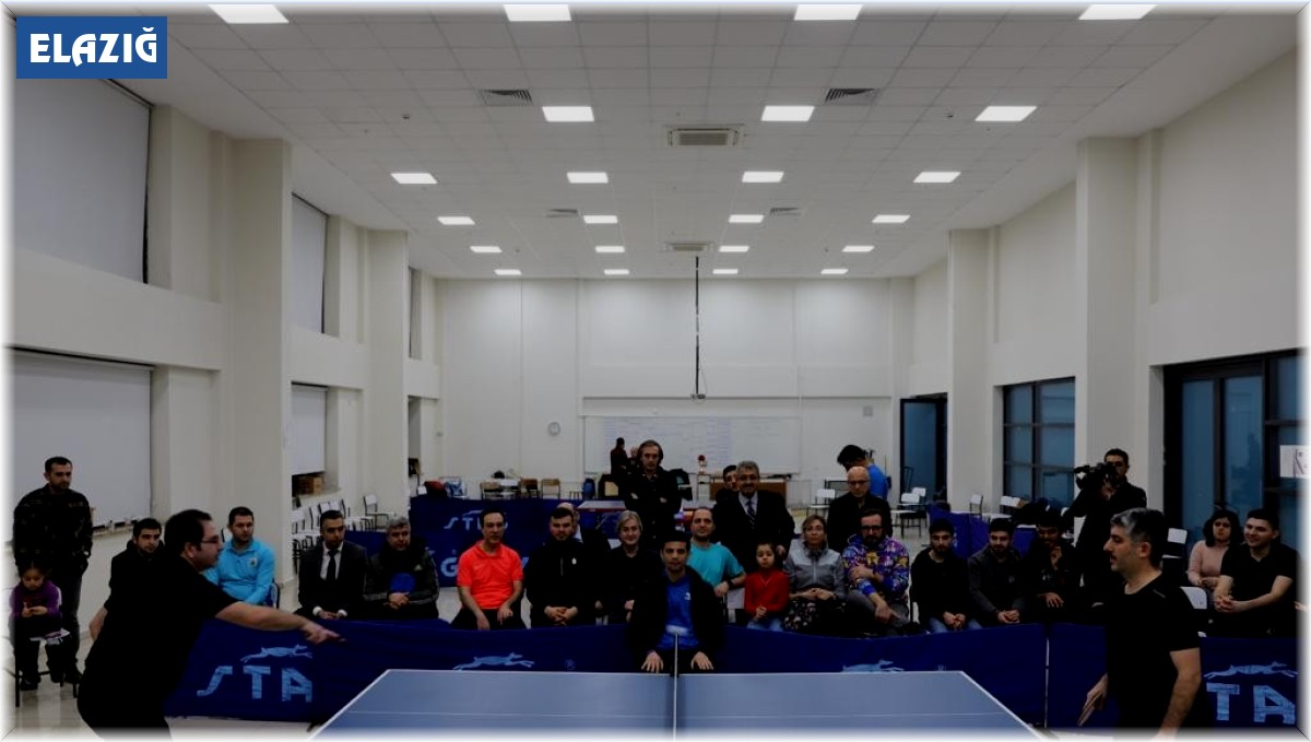 FÜ'de personel arası masa tenisi turnuvası sona erdi