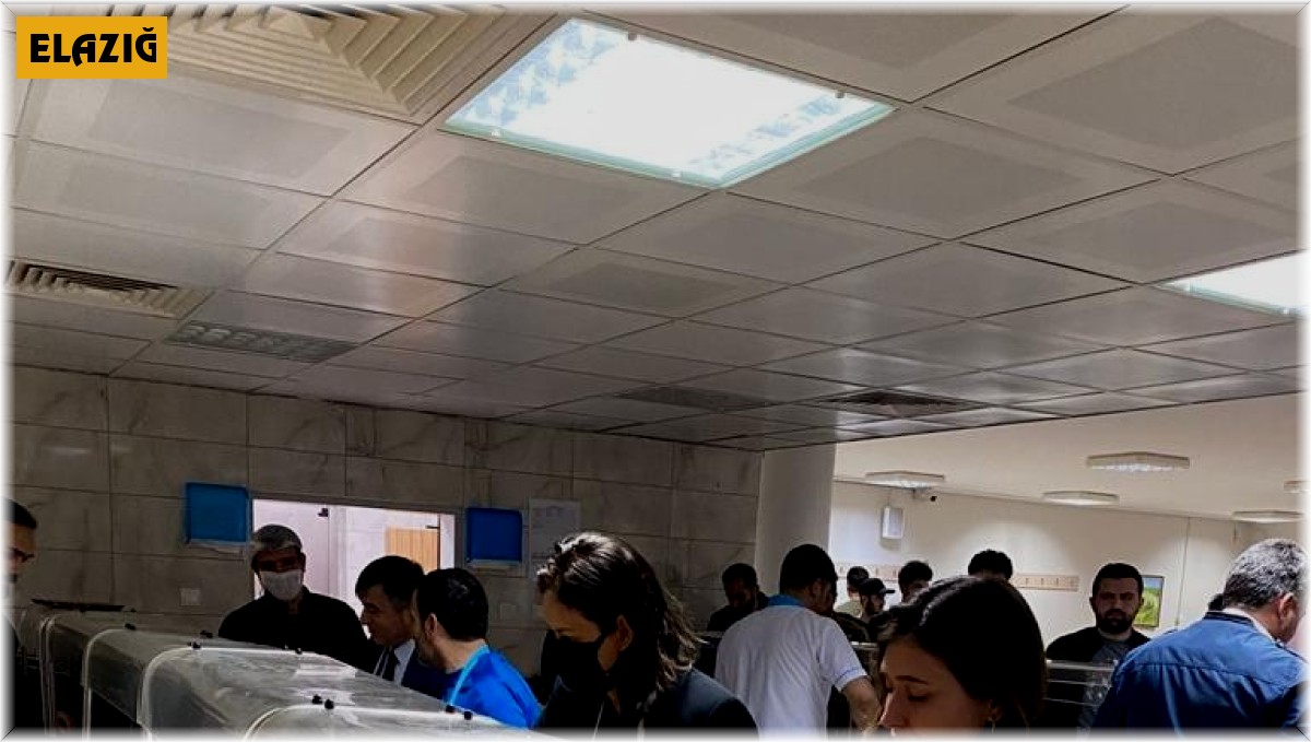 FÜ kadın kolları öğrencilerle iftarda bulundu