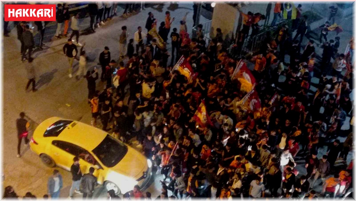 Galatasaray'ın şampiyonluğu Hakkari'de coşkuyla kutlandı