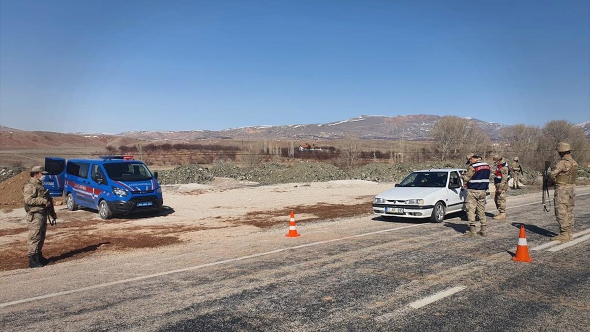 Gaziantep ve Malatya'da Kovid-19 tedbirlerini ihlal eden 605 kişiye para cezası