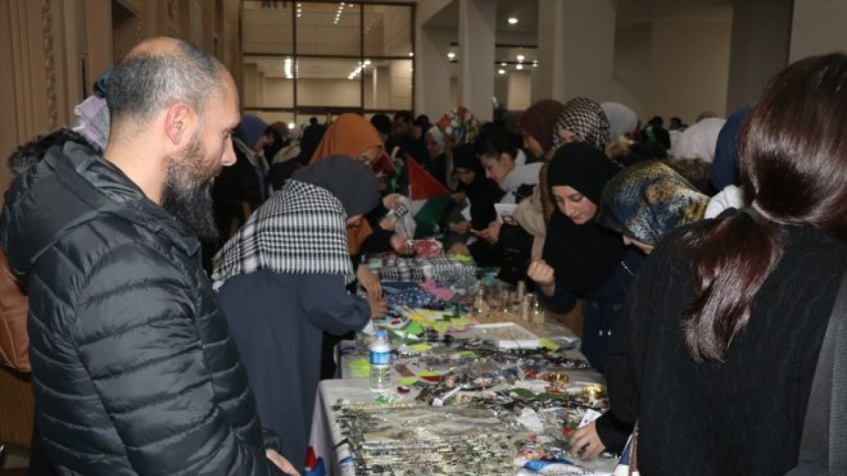 Gazze'de yaşananlar Ağrı'da tiyatro oyunuyla anlatıldı