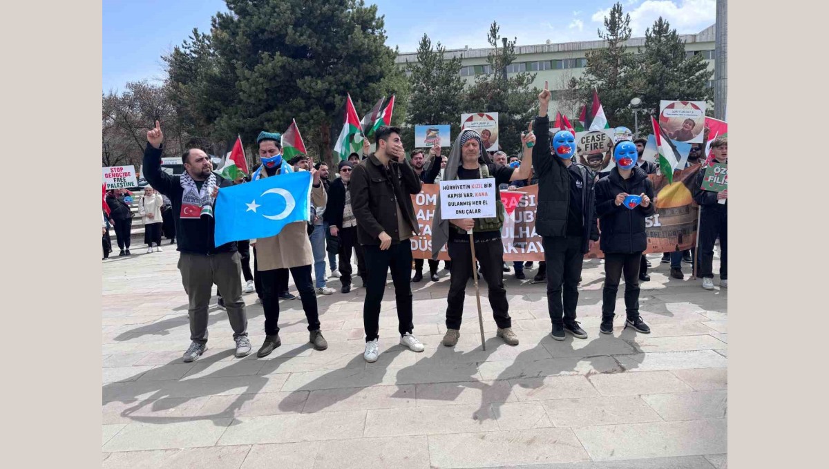 Gazze ve Doğu Türkistan için yürüdüler