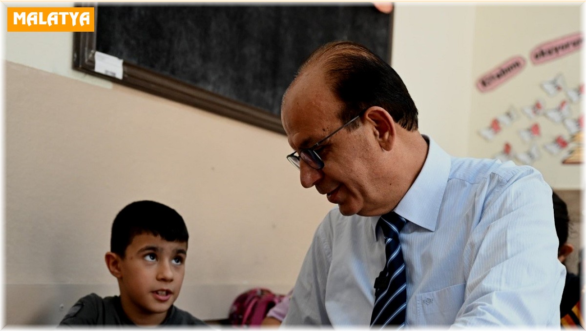 Geçit: "Yeni eğitim öğretim yılı hayırlı olsun"