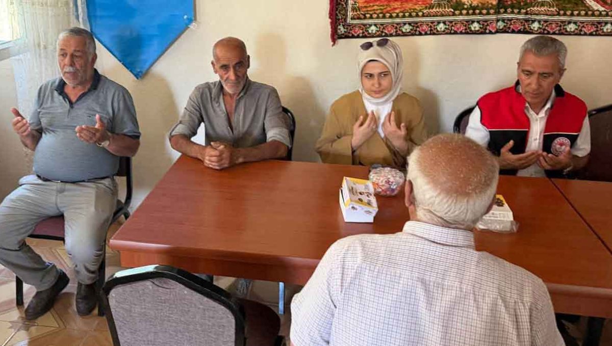 Geçitveren Köyü'nde taziye: Kaymakam Kılıç Cemile Oğuz'un ailesini ziyaret etti