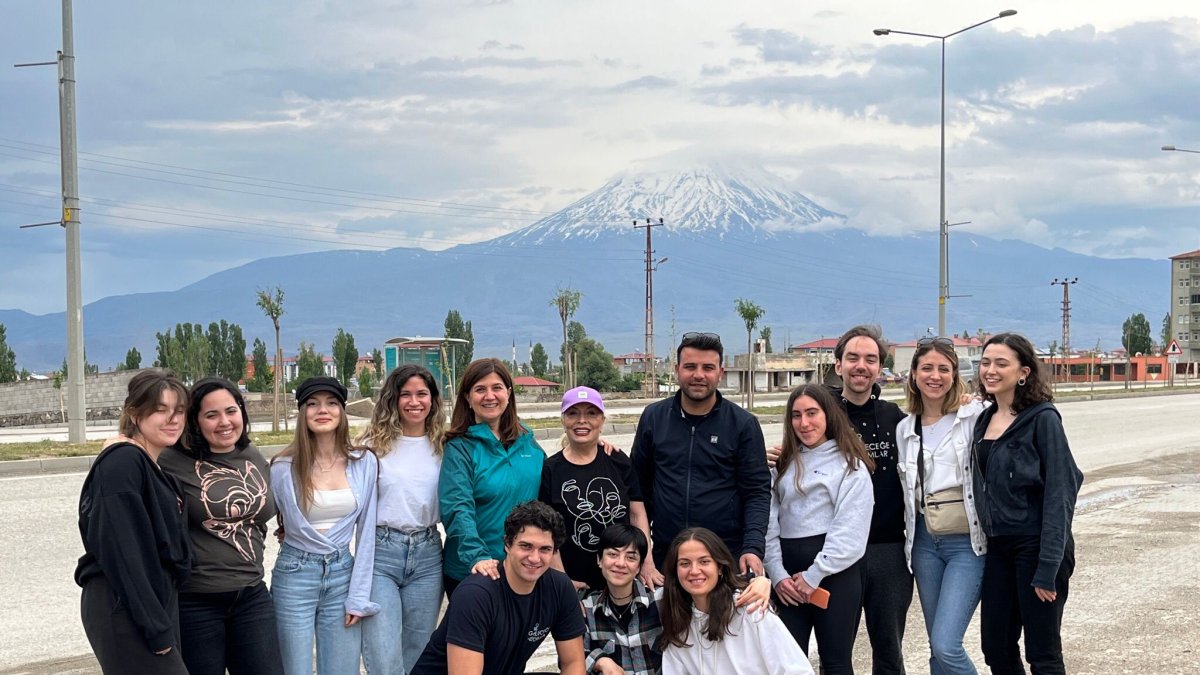 Geleceğe Adımlar Projesi gönüllüleri Ağrı'da