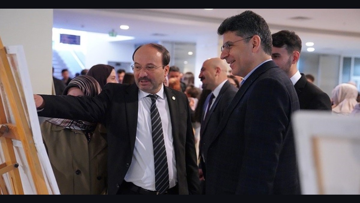 "Geleceğin ışığı çocuk ve ergen" temasıyla üçüncüsü düzenlenen psikoloji zirvesi" başladı