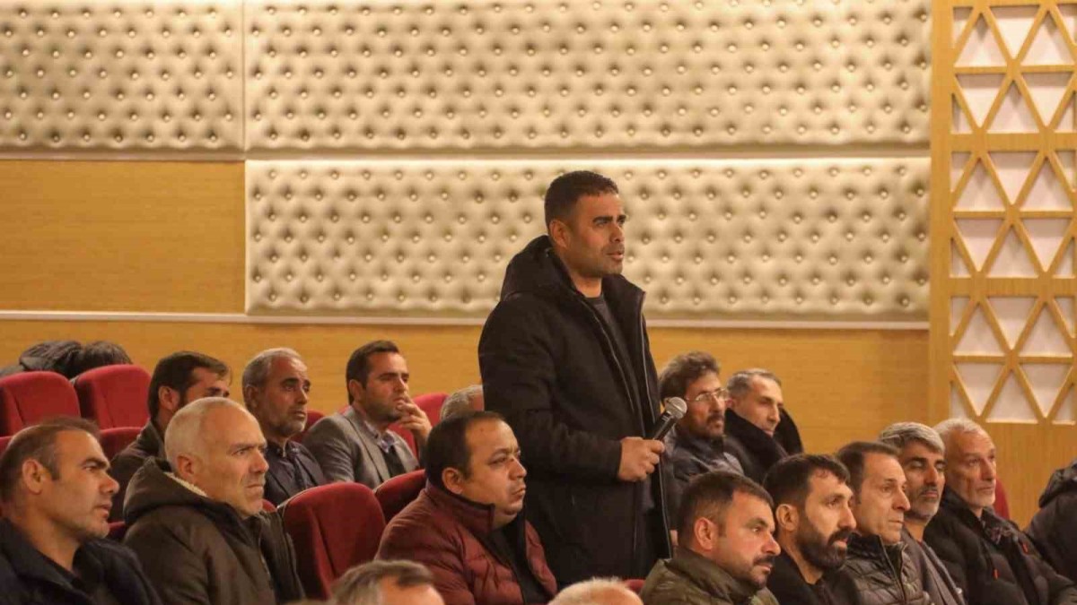 Genç'te hak sahibi vatandaşlar için toplantı düzenlendi