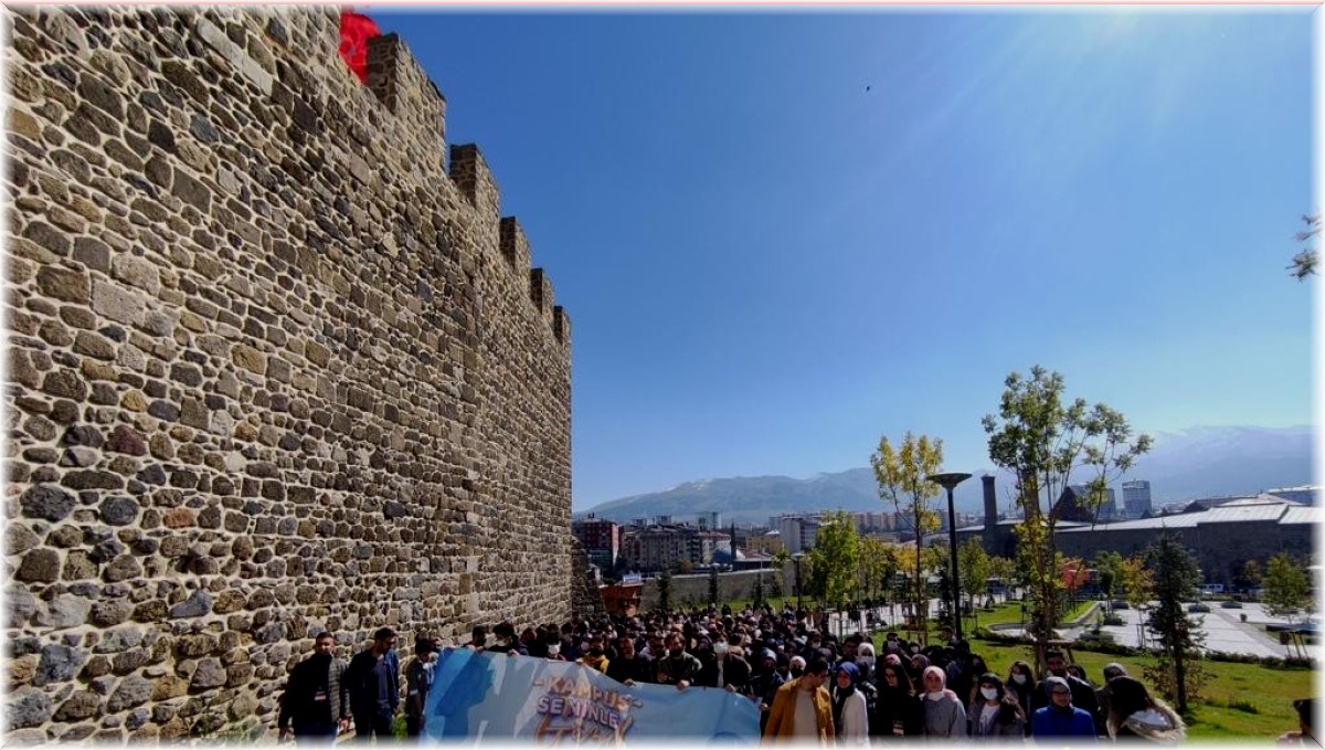 Genç Vizyon'dan gençlere Erzurum gezisi